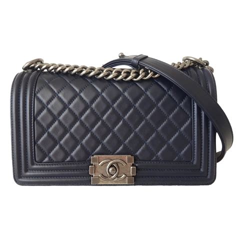 sac chanel boy pas cher|Sacs à main Chanel Boy occasion .